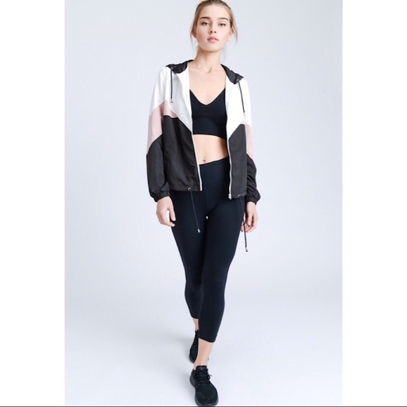 Color-block Lightweight Windbreaker - Picture 4 of 6